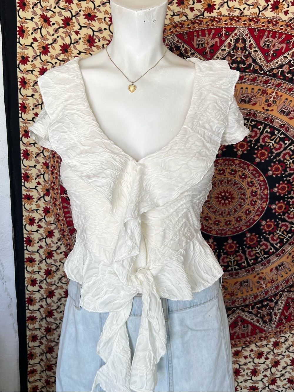 JBL White Textured Ruffle Tie-Front Blouse